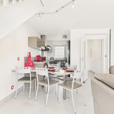 Maison En Résidence - Piscine - 2 Adultes 2 Enfants Hébergement de vacances *